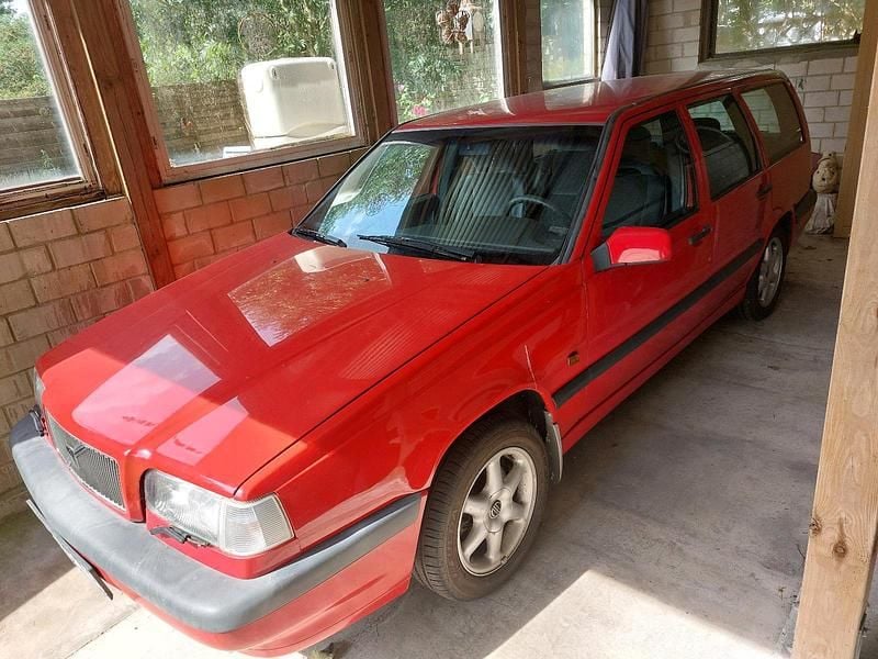 Rot Gebraucht 1997 Volvo 850 Kombi | 4.300 € (Teuer) - Bild 1/4