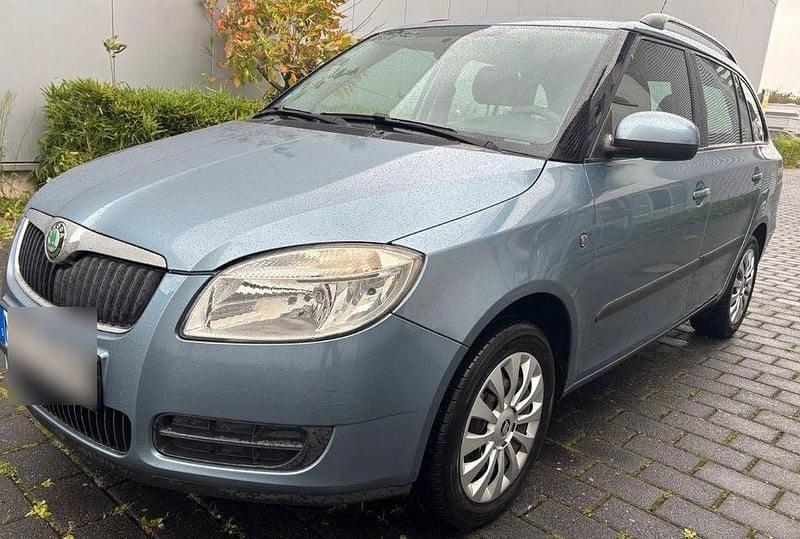 Blau Gebraucht 2008 Skoda Fabia Ambiente Kleinwagen | 2.890 € (Guter Preis) - Bild 1/4
