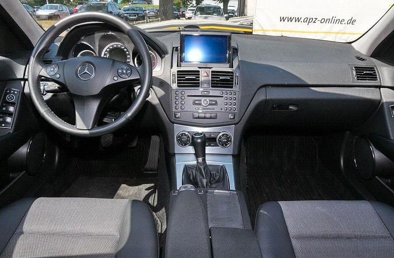 Gebraucht Mercedes 250 Avantgarde 204 PS (150 kW) 2010 Silber Kombi
