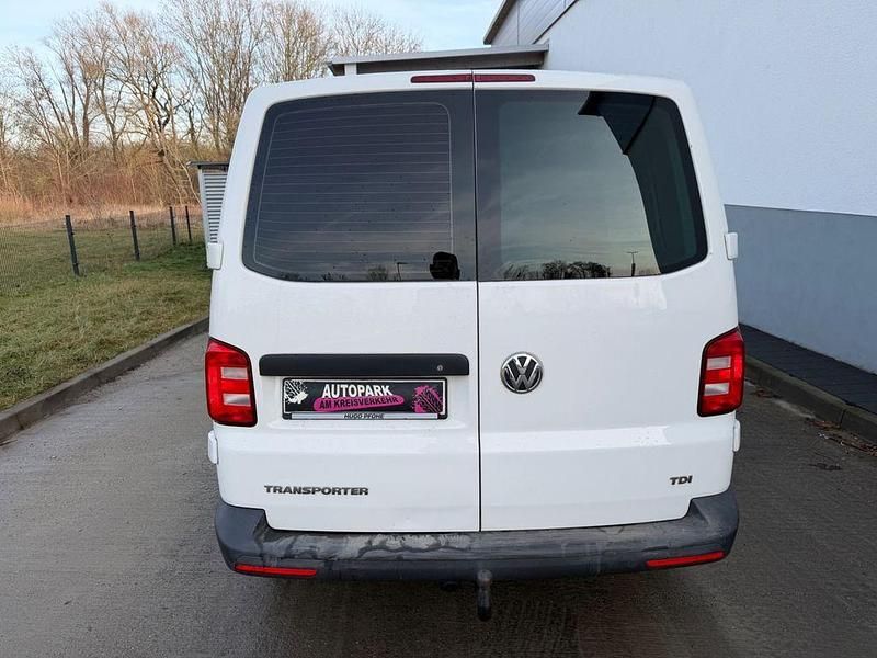 Gebraucht VW Transporter 150 PS (110 kW) 2018 Weiß Van