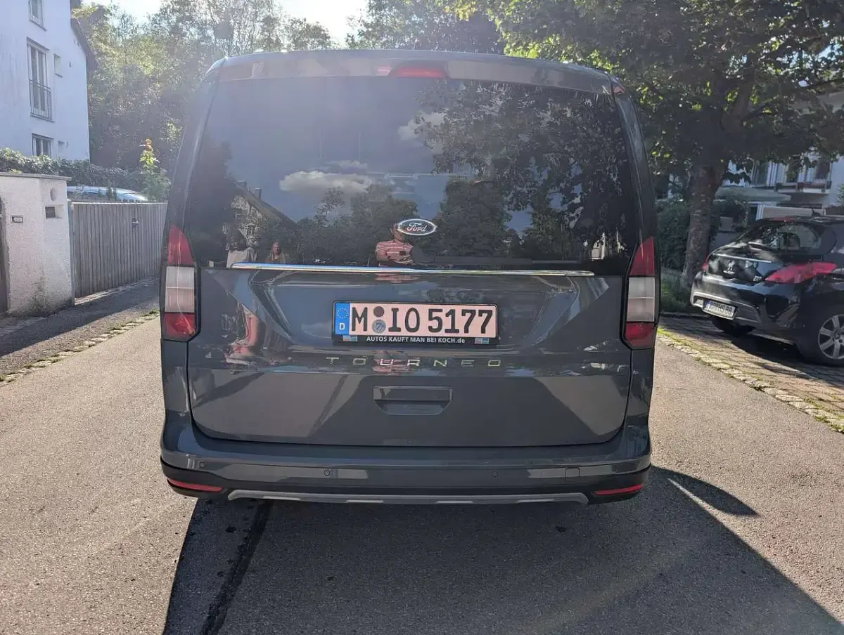 Gebraucht Ford Tourneo Connect Active 122 PS (89 kW) 2023 Grau Van / Kleinbus