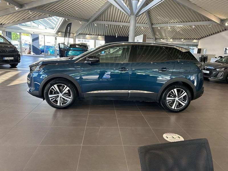 Gebraucht Peugeot 3008 Allure 181 PS (133 kW) 2022 Blau Limousine