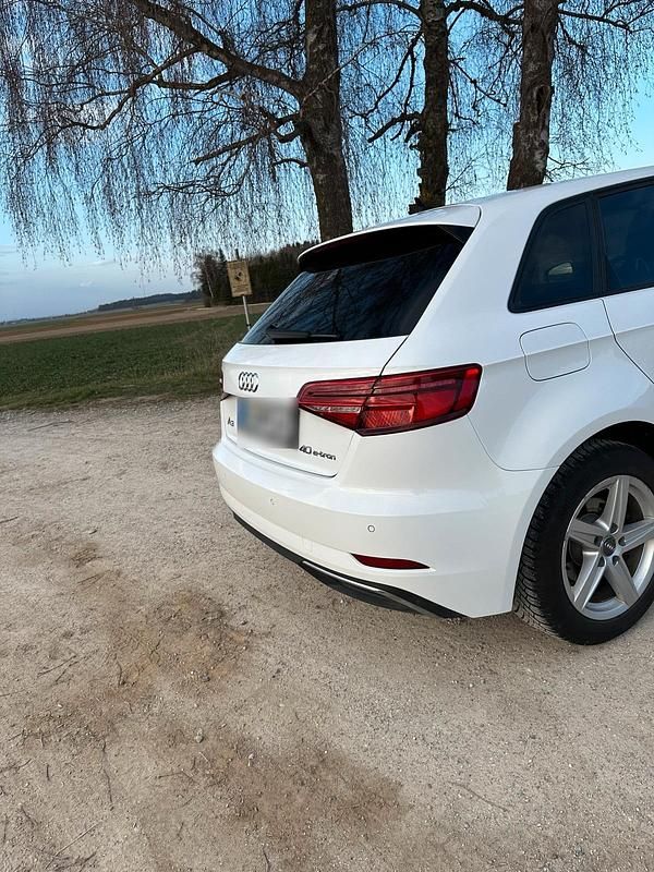 Gebraucht Audi A3 204 PS (150 kW) 2020 Weiß Limousine