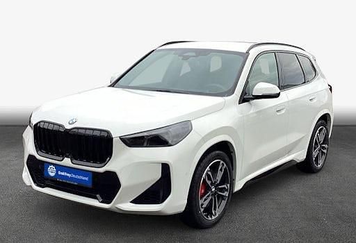 Weiß Neu 2026 BMW X1 SUV | 61.490 € (Etwas zu teuer) - Bild 1/4