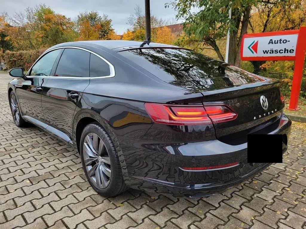 Gebraucht VW Arteon 150 PS (110 kW) 2018 Schwarz Kleinwagen