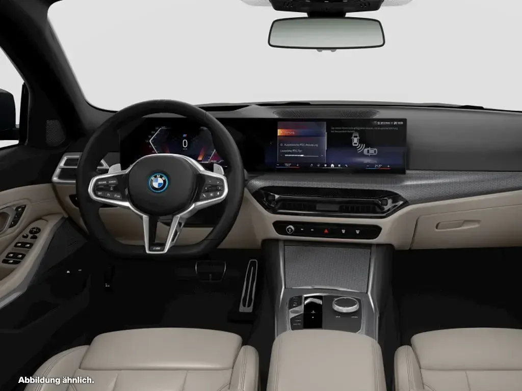 Gebraucht BMW 330e M Sport 292 PS (214 kW) 2025 Grau Limousine
