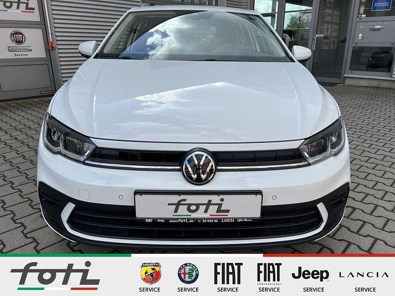 Gebraucht VW Polo Life 95 PS (69 kW) 2021 Pure white Kleinwagen