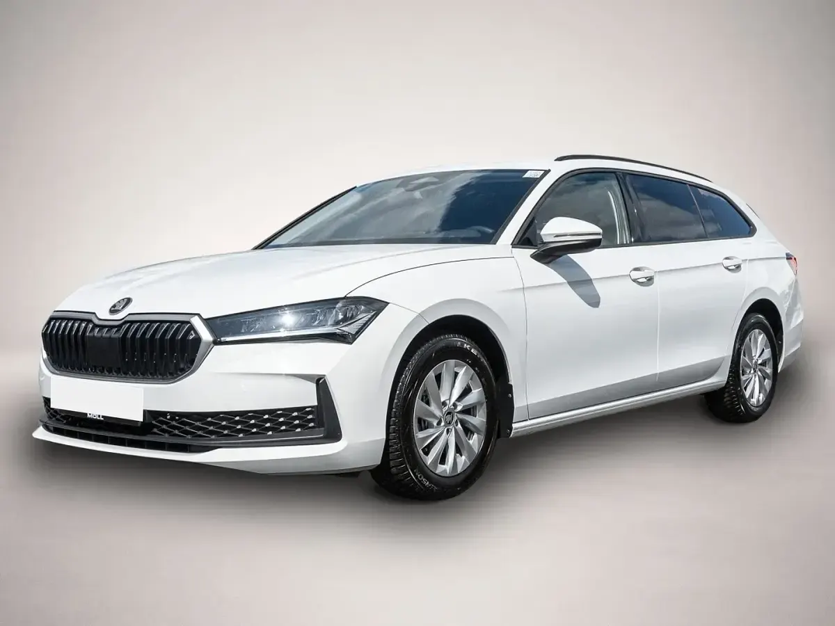 Gebraucht Skoda Superb Essence 150 PS (110 kW) 2025 Kombi