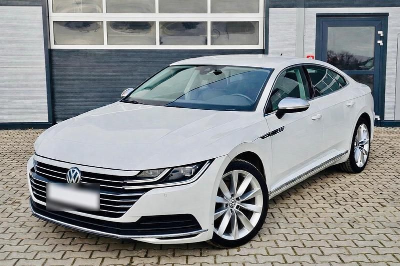 Gebraucht VW Arteon Elegance 150 PS (110 kW) 2017 Weiß Kleinwagen