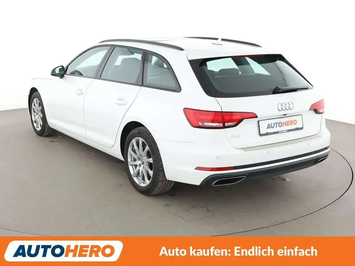 Gebraucht Audi A4 Comfort 190 PS (139 kW) 2019 Weiß Kombi
