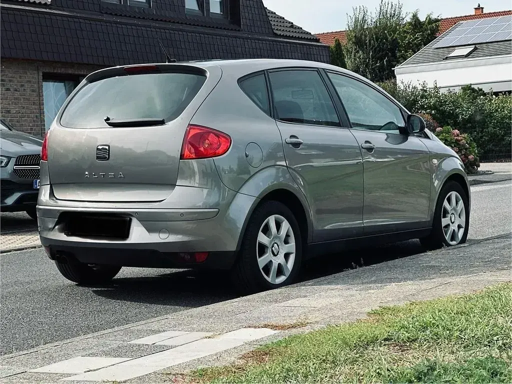 Käytetty Seat Altea 140 HP (102 kW) 2004 Peessi Tila-auto