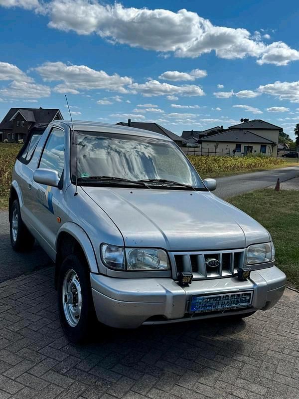 Silber Gebraucht 2002 Kia Sportage SUV | 4.780 € - Bild 1/4