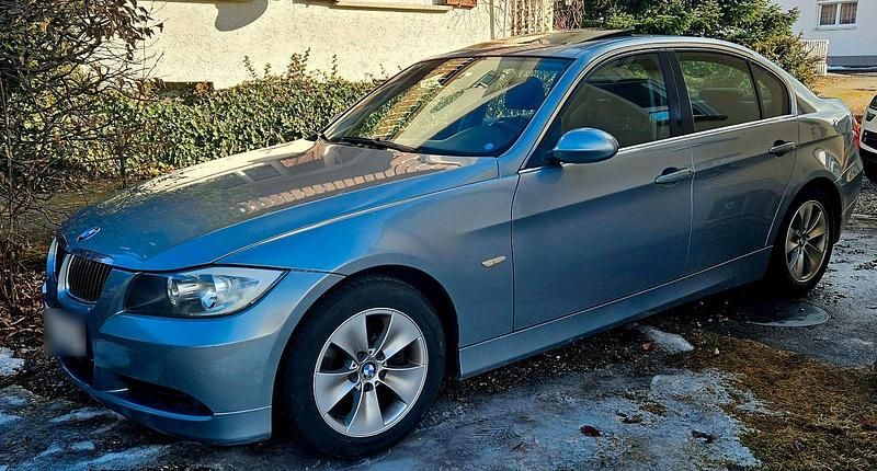 Gebraucht BMW 325 218 PS (160 kW) 2007 Andere farben Limousine