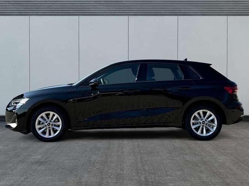 Neu Audi A3 150 PS (110 kW) 2026 Brillantschwarz/schwarz Limousine