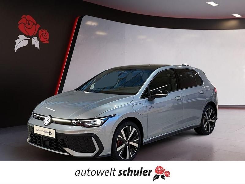 Silber Neu 2026 VW Golf GTE Limousine | 50.849 € (Teuer) - Bild 1/4