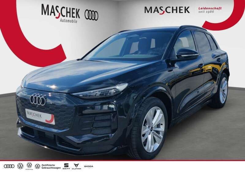Mythosschwarz perleffekt Gebraucht 2025 Audi Q6 e-tron S-Line SUV | 68.222 € - Bild 1/4