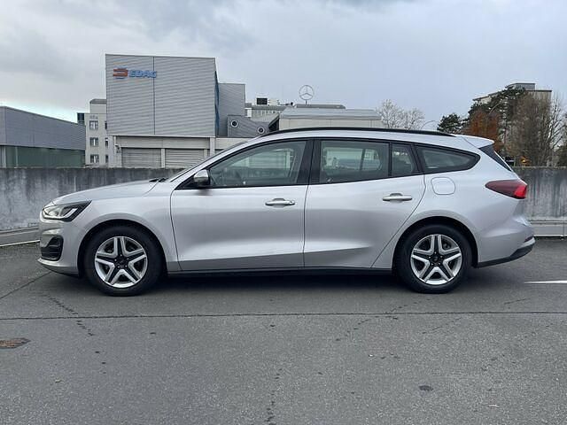 Gebraucht Ford Focus 120 PS (88 kW) 2022 Silber polarsilber metallic (metallic) Kombi