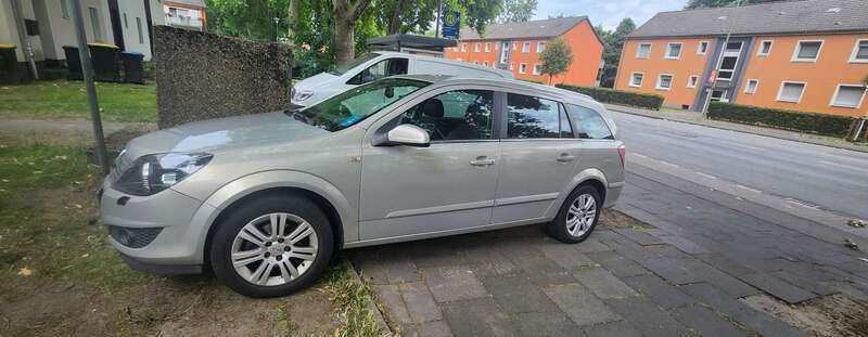 Gebraucht 2009 Opel Astra Edition Kombi | 4.500 € (Fairer Preis) - Bild 1/4