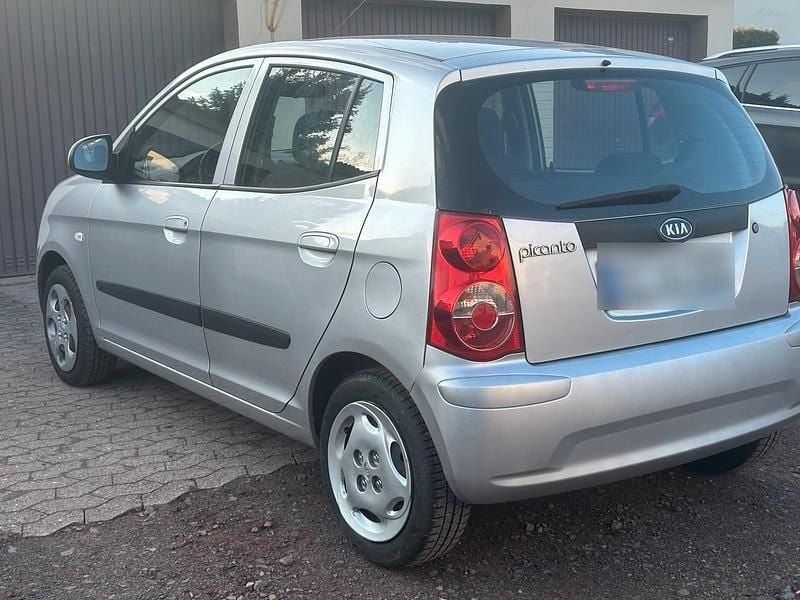 Gebraucht Kia Picanto 65 PS (47 kW) 2009 Grau Kleinwagen