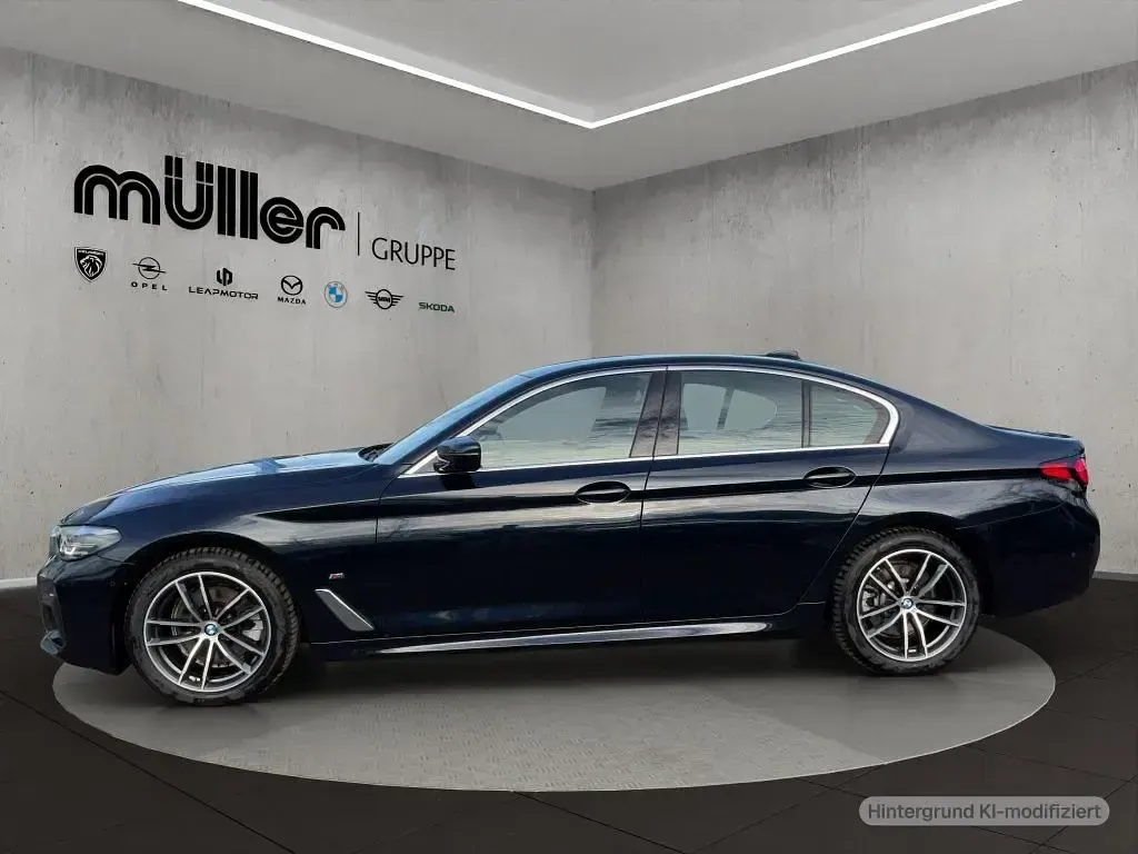 Gebraucht BMW 520 M Sport 190 PS (139 kW) 2022 M carbonschwarz (metallic) Limousine