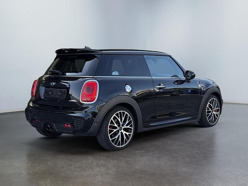 Gebraucht Mini John Cooper Works Chili 231 PS (169 kW) 2016 Midnight black metallic Kleinwagen