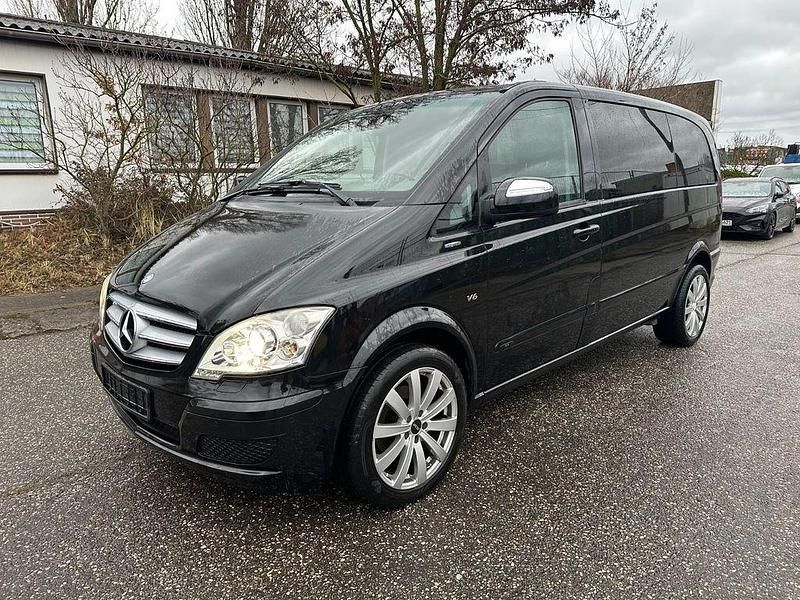 Schwarz Gebraucht 2011 Mercedes Viano Van / Kleinbus | 12.300 € (Guter Preis) - Bild 1/4