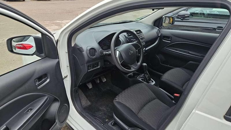 Gebraucht Mitsubishi Space Star Basis 71 PS (52 kW) 2020 Islandweiss (s) Kleinwagen