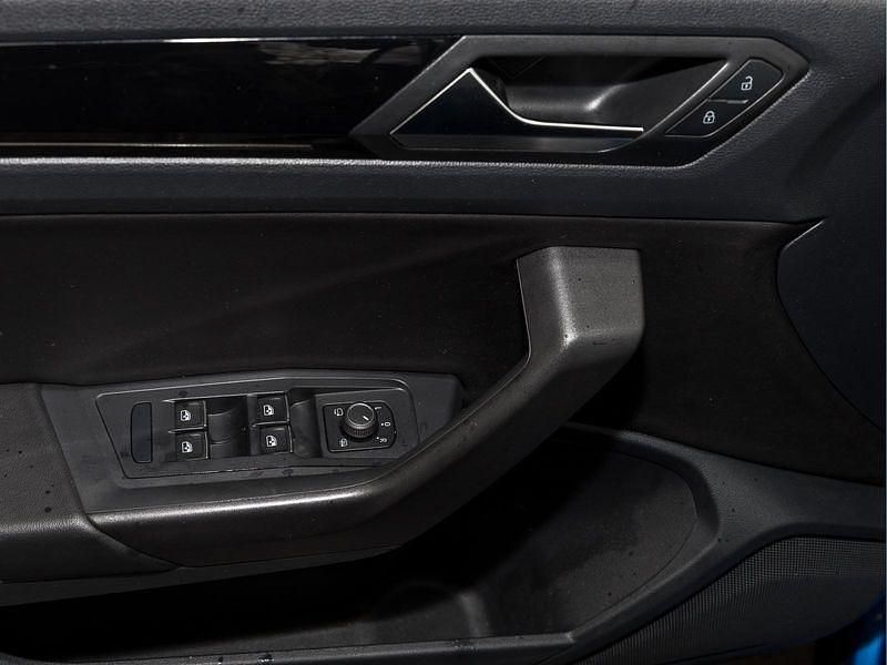 Gebraucht VW T-Roc Cabriolet 150 PS (110 kW) 2021 Blau Cabrio