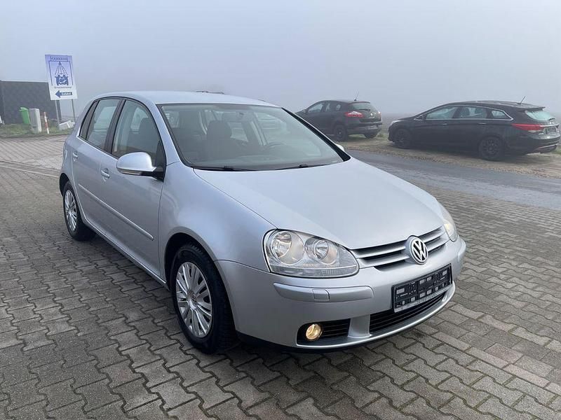 Gebraucht VW Golf V 102 PS (75 kW) 2007 Silber Limousine