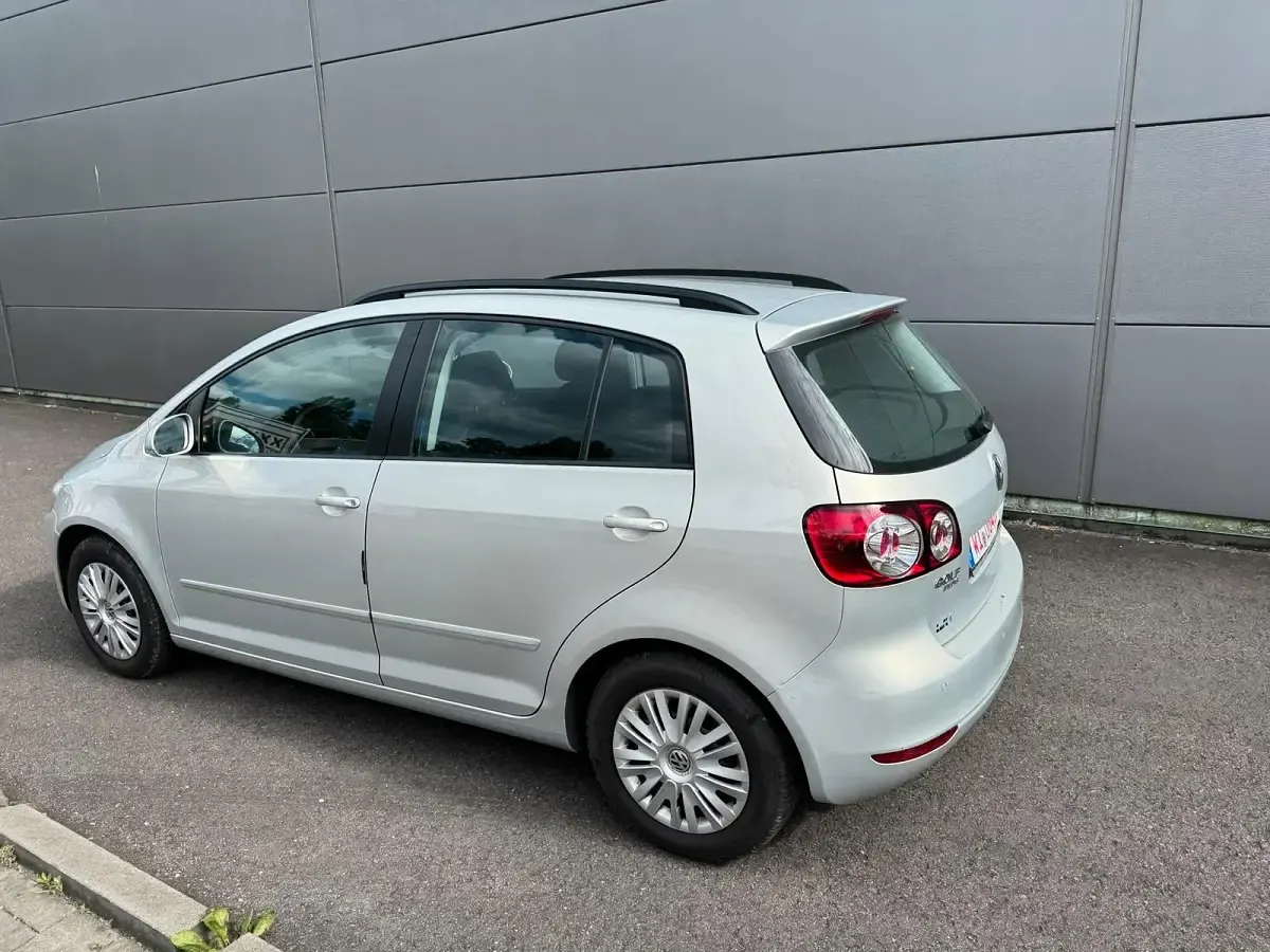 Gebraucht VW Golf 105 PS (77 kW) 2011 Grau SUV