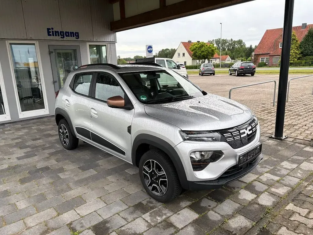 Gebraucht Dacia Spring Extreme 47 kW (65 PS) 2023 Silber Kleinwagen