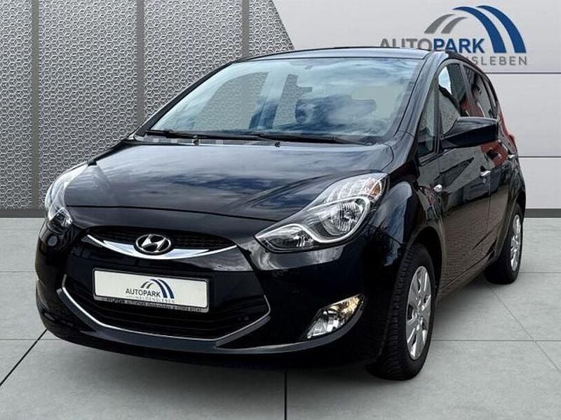 Schwarz Gebraucht 2015 Hyundai ix20 Edition Kleinwagen | 9.780 € (Fairer Preis) - Bild 1/3
