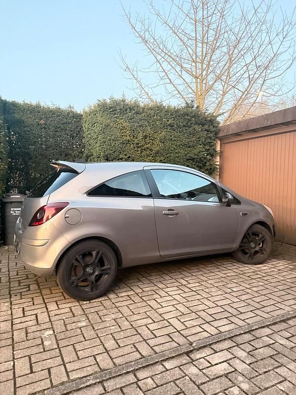 Gebraucht Opel Corsa 75 PS (55 kW) 2011 Beige Kleinwagen