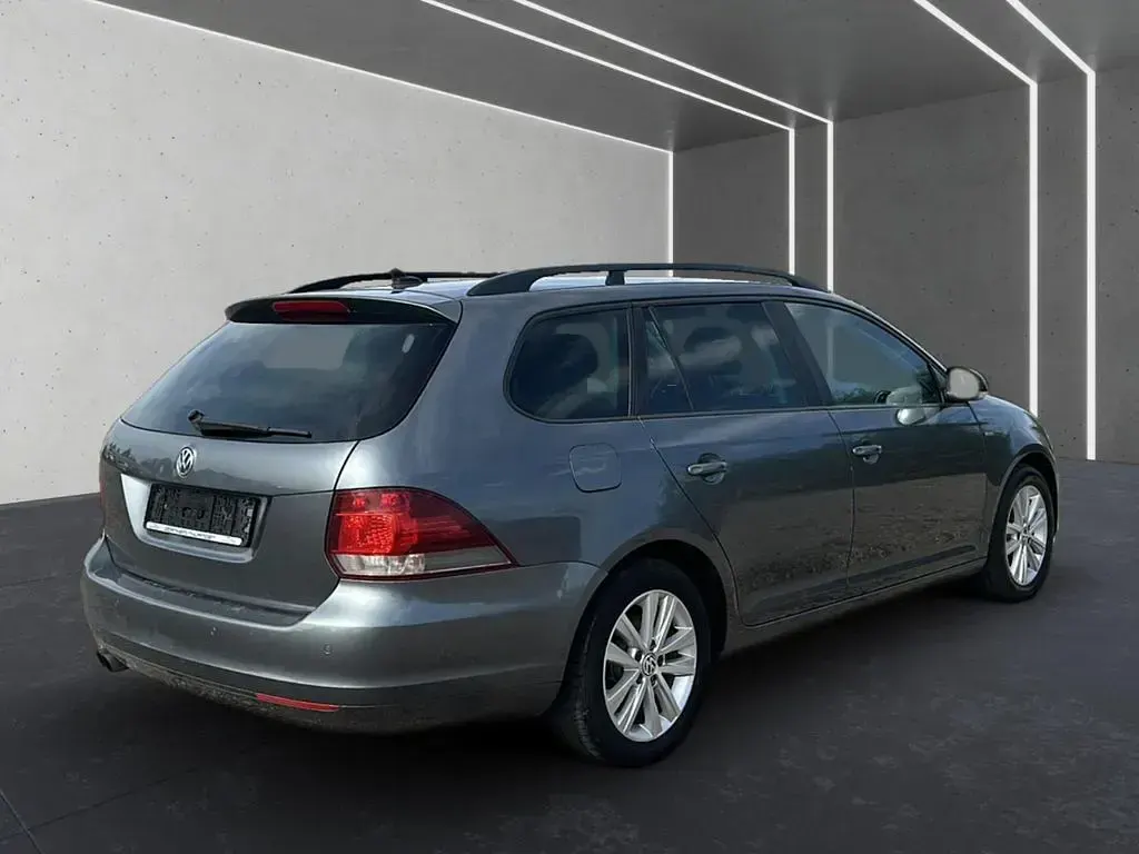 Gebraucht VW Golf VI Match 140 PS (102 kW) 2013 Grau Kombi