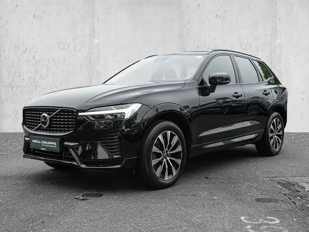 Gebraucht Volvo XC60 Plus 197 PS (144 kW) 2023 Schwarz SUV