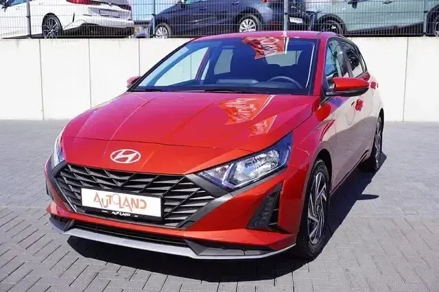Ny Hyundai i20 79 HK (58 kW) 2025 Rød Hatchback