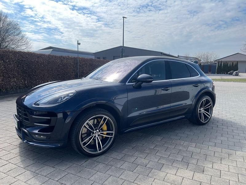 Gebraucht Porsche Macan Turbo Performance Package 521 PS (383 kW) 2016 Blau SUV