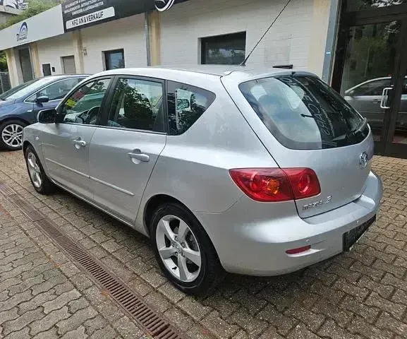 Gebraucht Mazda 3 Inclusive 165 PS (121 kW) 2005 Silber Limousine