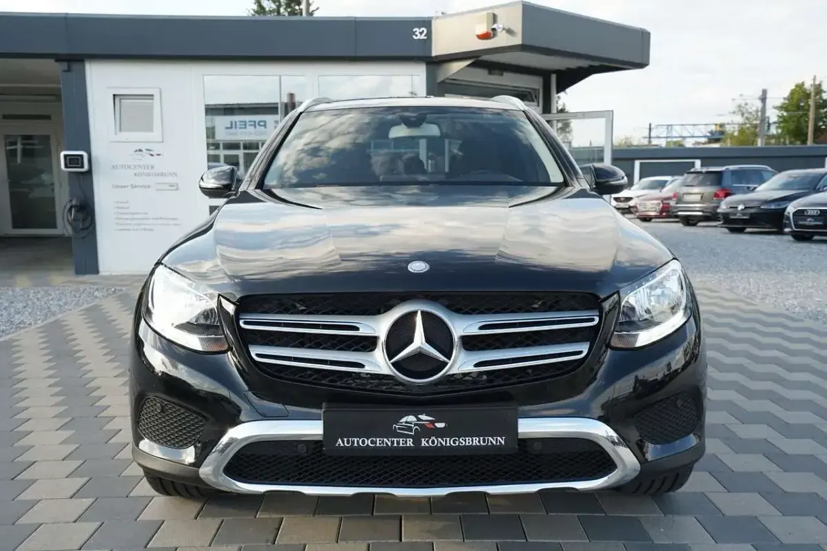 Gebraucht Mercedes GLC220 170 PS (125 kW) 2016 Schwarz/baltic black SUV