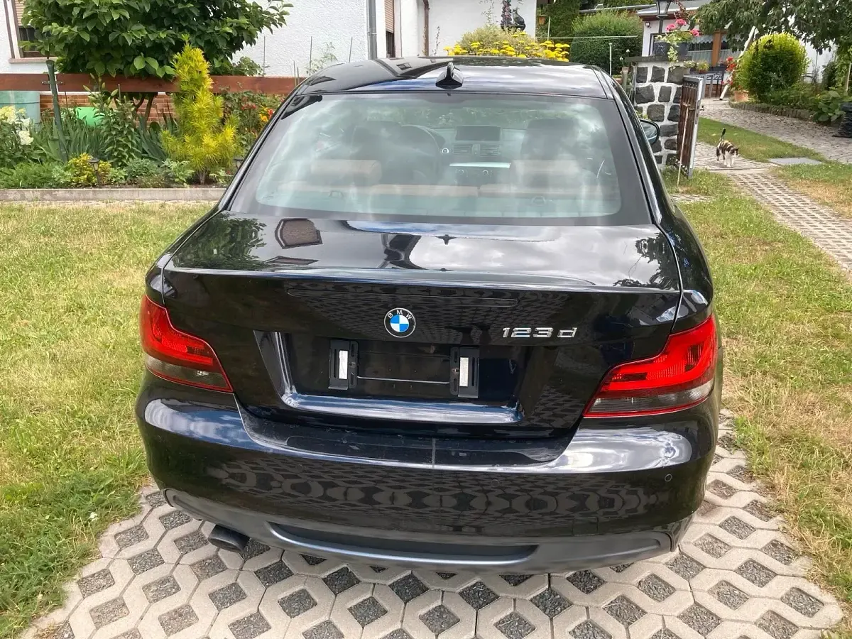 Gebraucht BMW 123 Coupé M Sport 204 PS (150 kW) 2010 Schwarz Coupé