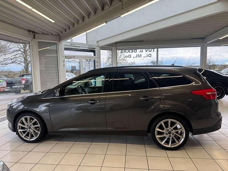 Gebraucht Ford Focus Cool & Connect 150 PS (110 kW) 2017 Schwarz Kombi