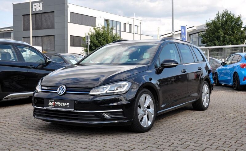 Schwarz Gebraucht 2017 VW Golf VII Kombi | 15.990 € (Fairer Preis) - Bild 1/4