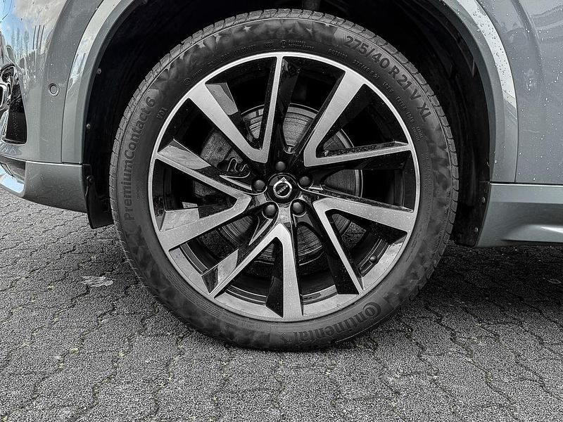 Second-hand Volvo XC90 Ultimate 235 CP (172 kW) 2023 Gri SUV