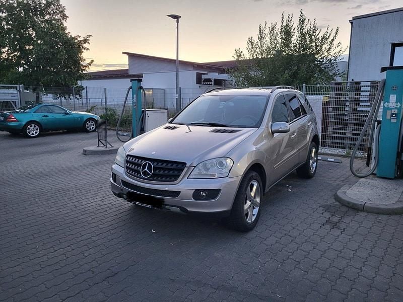 Gebraucht Mercedes ML320 2006 Gold SUV