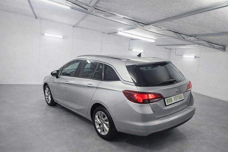 Gebraucht Opel Astra Elegance 110 PS (80 kW) 2022 Argon silber metallic Kombi