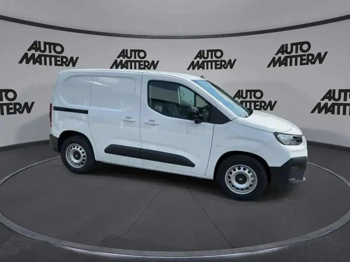 Neu Fiat e-Doblò 73 kW (100 PS) 2025 Weiß Van / Kleinbus