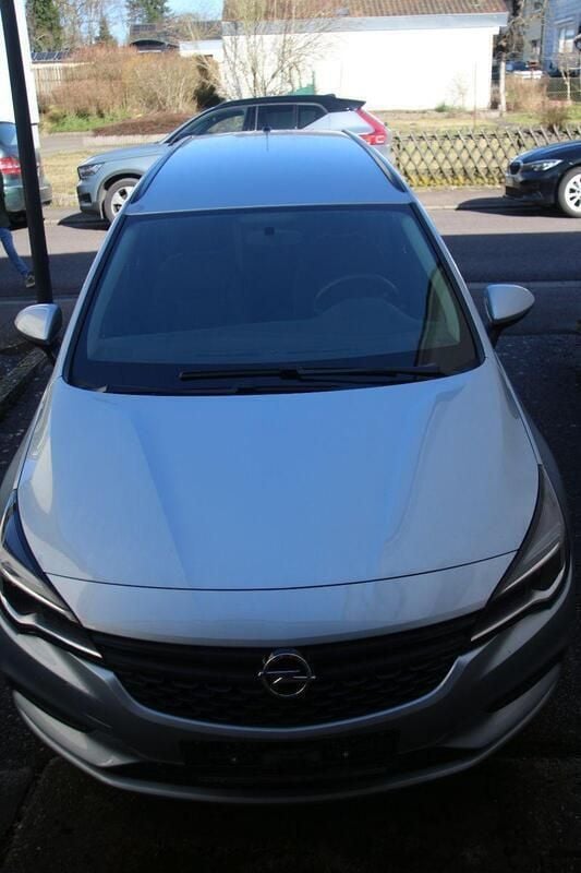 Silber Gebraucht 2016 Opel Astra Kombi | 12.000 € (Fairer Preis) - Bild 1/4