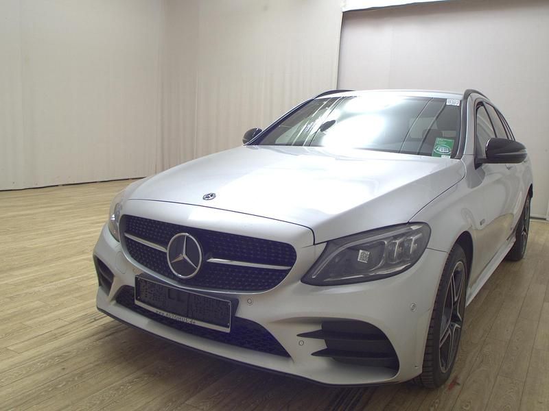 Gebraucht Mercedes C300e AMG line 306 PS (225 kW) 2021 Grau Limousine