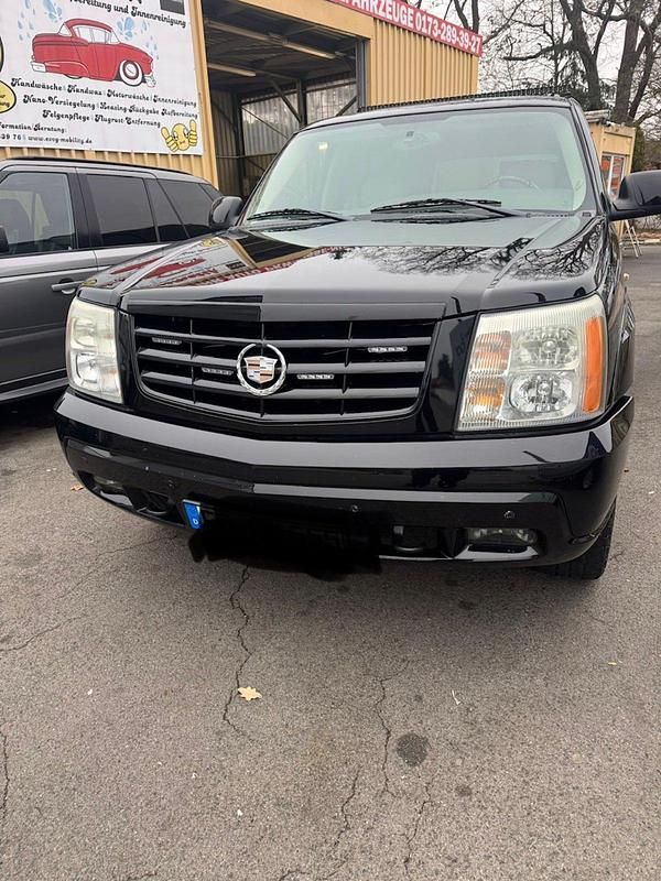 Gebraucht Cadillac Escalade 349 PS (256 kW) 2005 Schwarz SUV