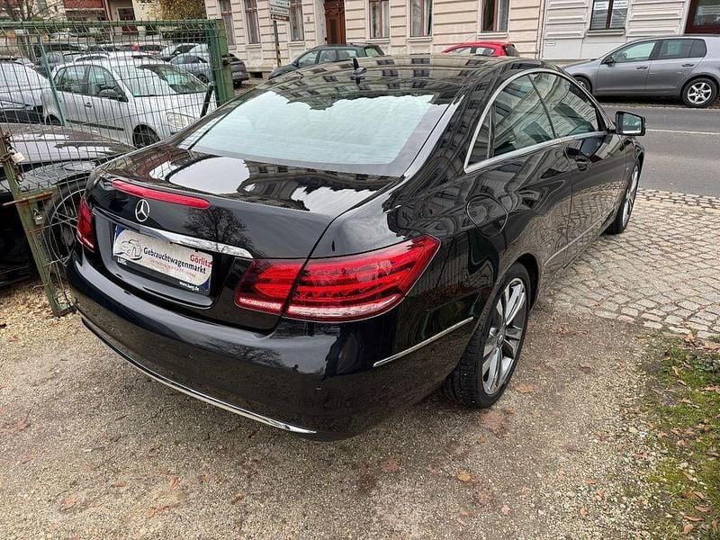 Gebraucht Mercedes E200 184 PS (135 kW) 2015 Schwarz Coupé